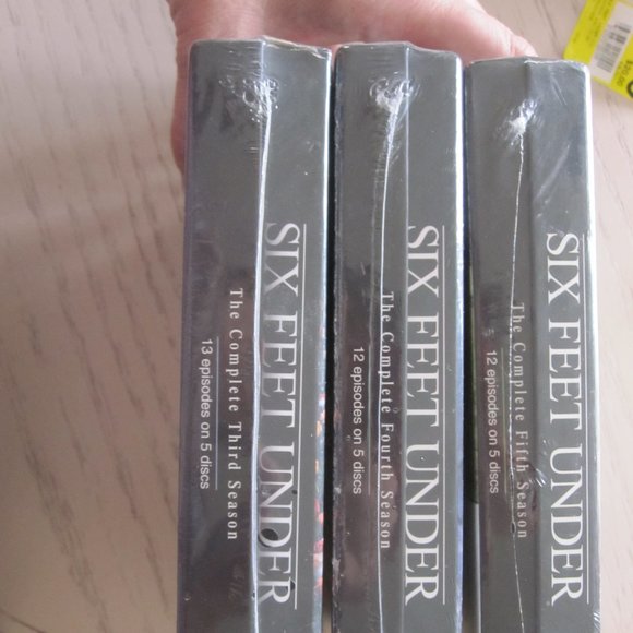 SALE!!! six feet under NIP season 3 4 5. - Picture 6 of 8